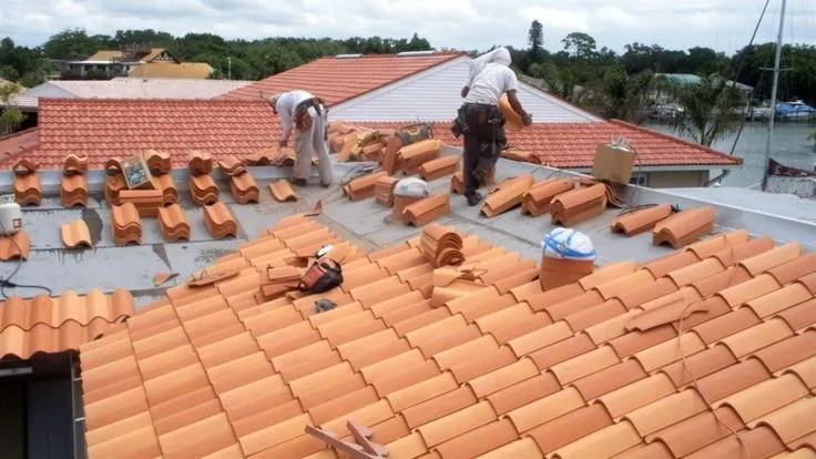 Cost to Replace the Roof on a 1200 Sq Ft House